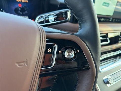 New 2026 Lincoln Aviator Reserve image 28