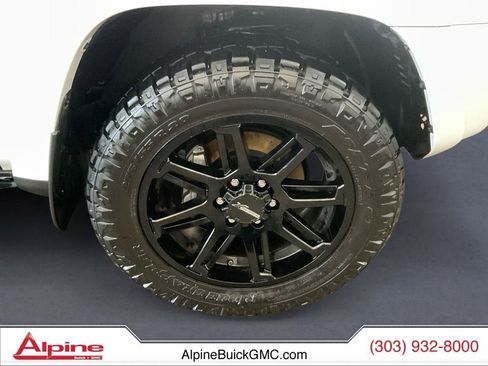 Used 2024 Toyota 4Runner SR5 Premium w/ Moonroof Package AWD/4WD image 14