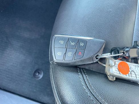 Used 2023 Chevrolet Tahoe LT w/ Luxury Package image 28