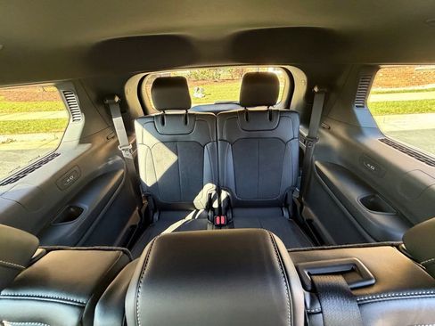 New 2025 Jeep Grand Cherokee L Laredo AWD/4WD image 12