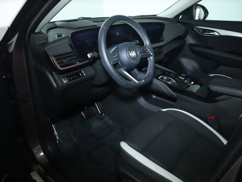 Used 2025 Buick Envision Sport Touring image 17