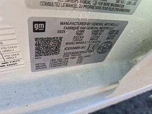 Used 2025 Chevrolet Silverado 1500 LT w/ Work Truck Package image 9