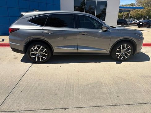 Used 2024 Acura MDX w/ Technology Package FWD image 6