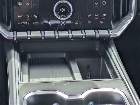 New 2026 GMC Acadia Elevation FWD image 18