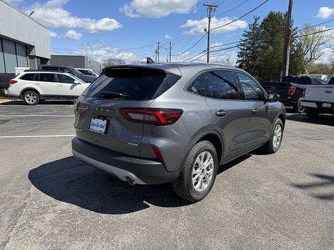Used 2025 Ford Escape Active w/ Cold Weather Package AWD/4WD image 6