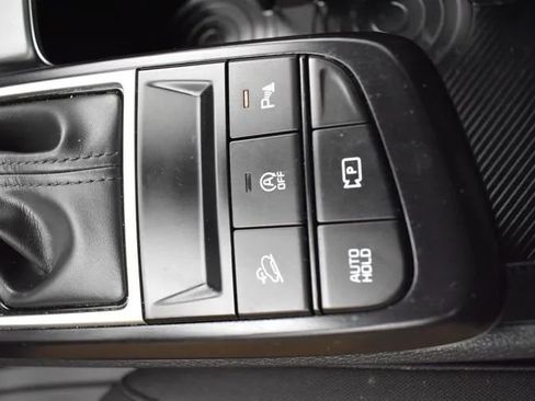Used 2026 Kia Sportage LX FWD image 34