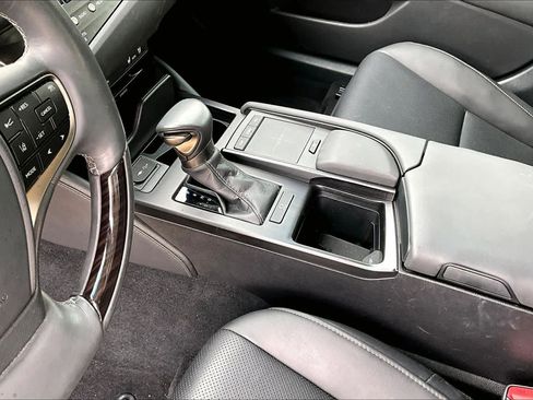 Used 2020 Lexus ES 350 w/ Premium Package FWD image 17
