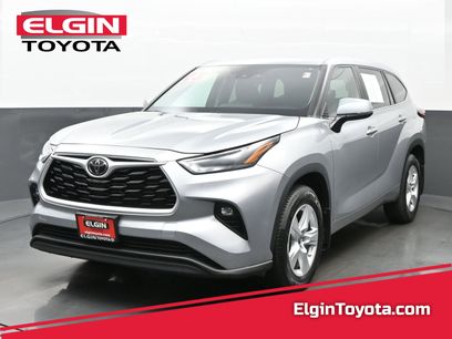 Used 2023 Toyota Highlander LE
