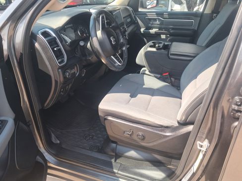 Used 2019 RAM 1500 Big Horn image 2