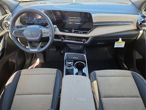 New 2026 Chevrolet Equinox ACTIV w/ Convenience Package III image 13