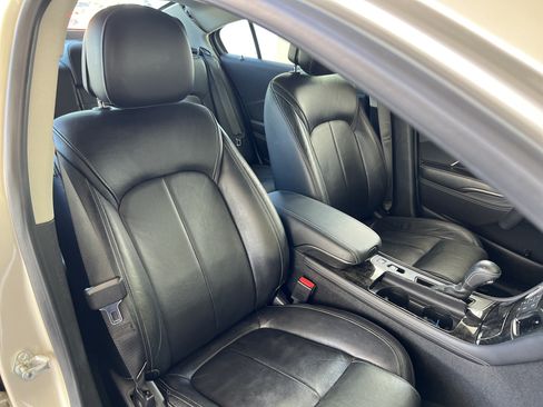 Used 2014 Buick LaCrosse Leather FWD image 32