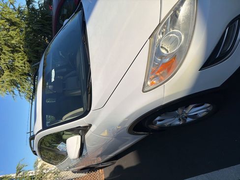 Used 2011 MAZDA CX-9 Grand Touring w/ Moonroof & Bose Audio Pkg FWD image 3