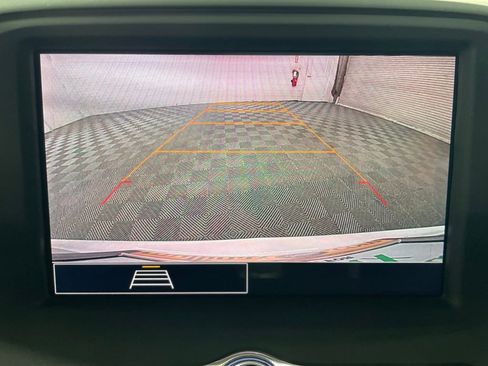 Used 2021 Chevrolet Camaro LT image 26