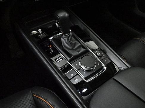 Used 2025 MAZDA CX-50 AWD 2.5 S w/ Premium Plus Pkg image 12