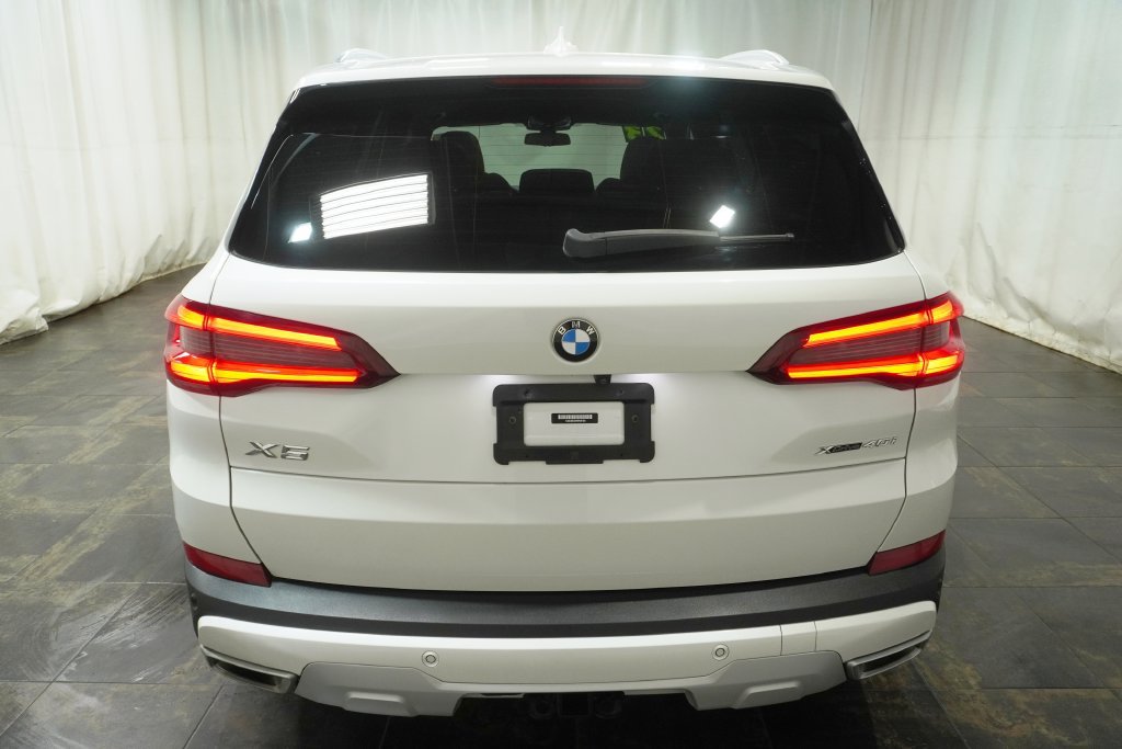 Used 2023 BMW X5 xDrive40i AWD/4WD image 4