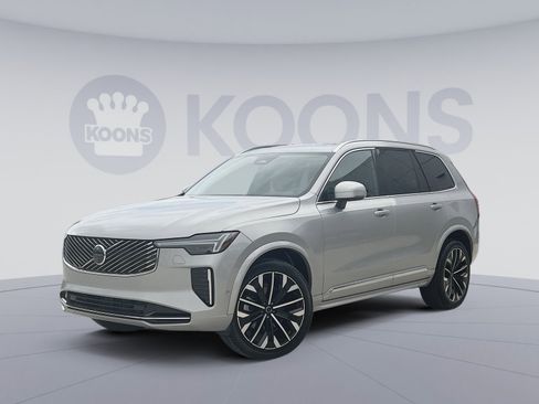 Certified 2025 Volvo XC90 B6 Plus image 1