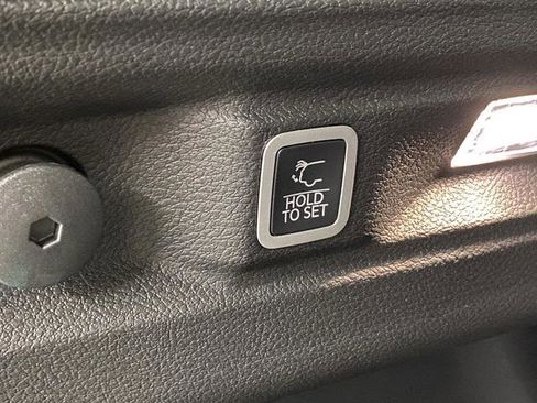 New 2025 Jeep Grand Cherokee L Limited w/ Trailer Tow Package image 16