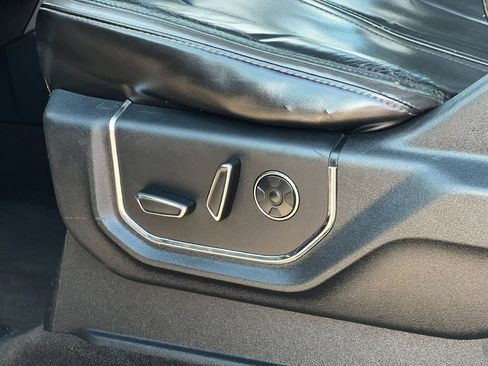 Used 2017 Ford F250 Platinum AWD/4WD image 21