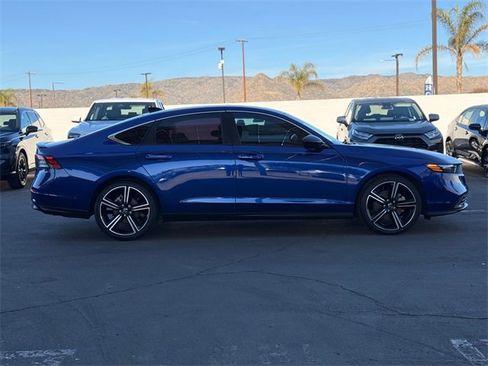 Used 2023 Honda Accord Sport image 4