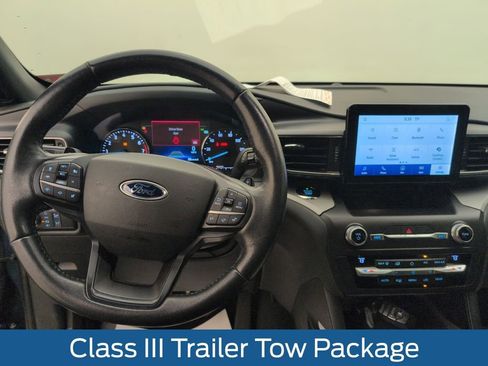 Used 2020 Ford Explorer XLT w/ Equipment Group 202A image 25
