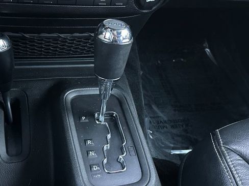 Used 2017 Jeep Wrangler Unlimited Sahara w/ Connectivity Group image 24