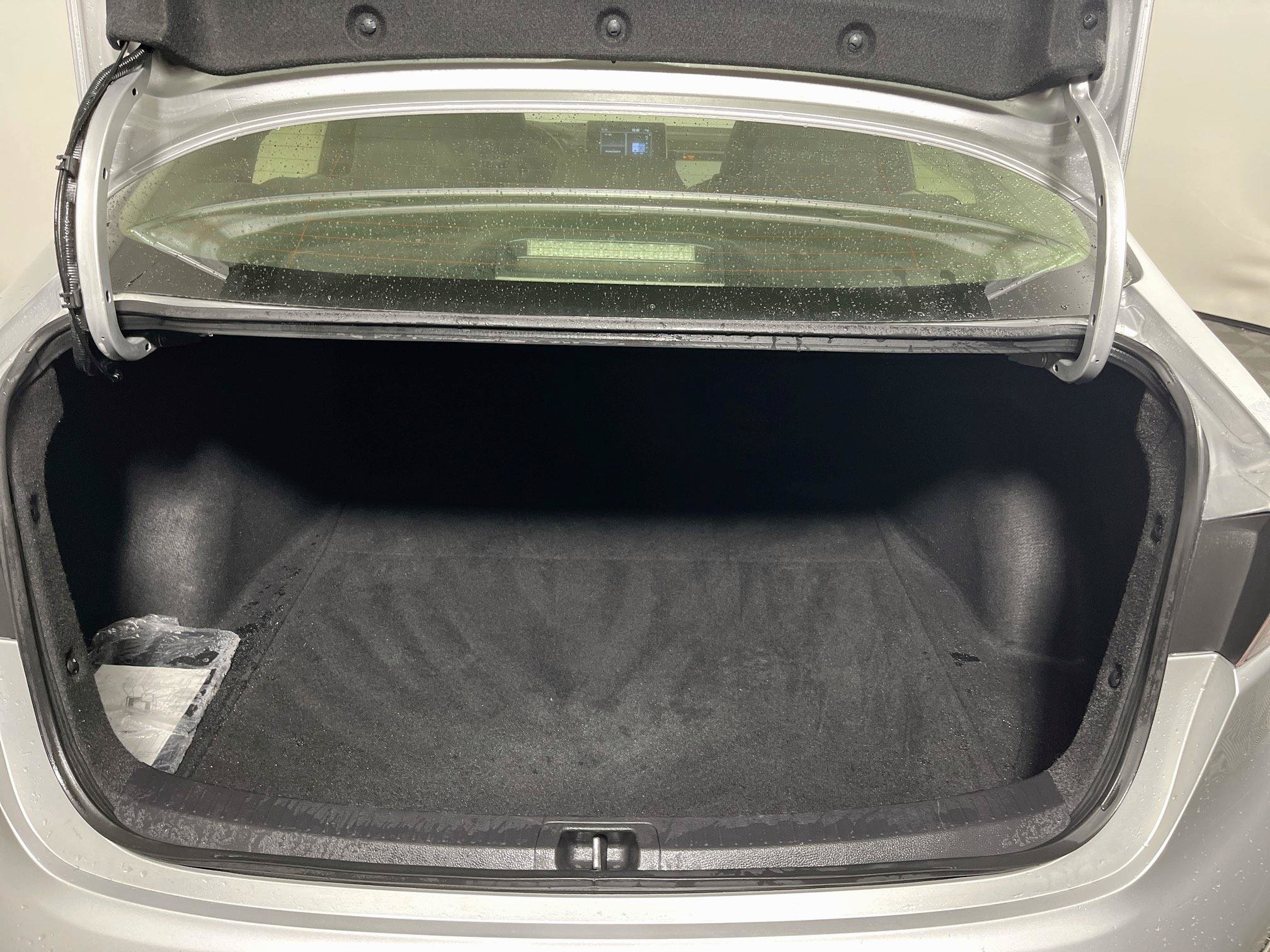 Used 2021 Toyota Corolla SE FWD image 32
