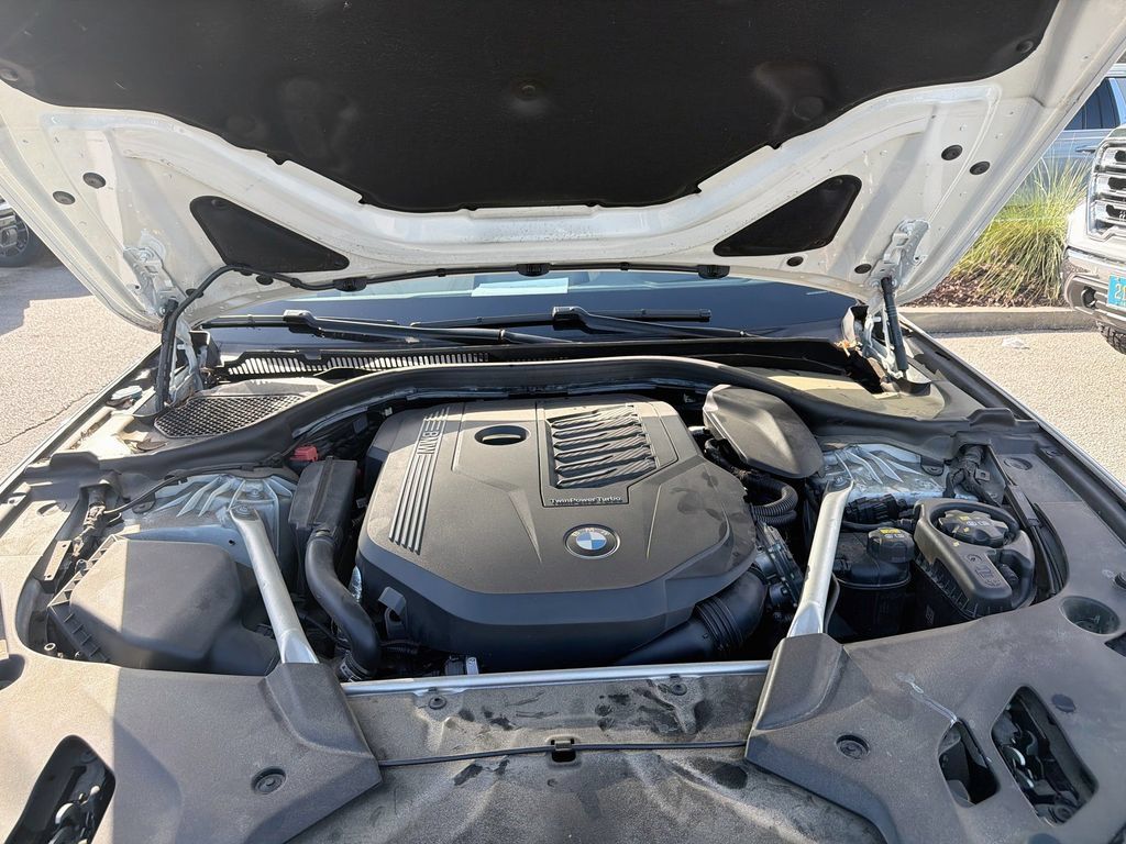 Used 2020 BMW 540i w/ Premium Package RWD image 31