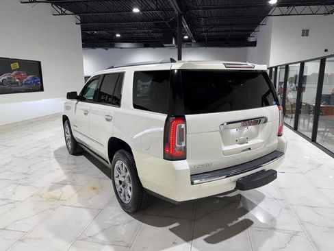 Used 2015 GMC Yukon Denali w/ Touring Package AWD/4WD image 12