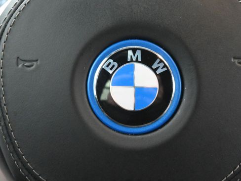 Used 2022 BMW X5 xDrive45e w/ M Sport Package image 25