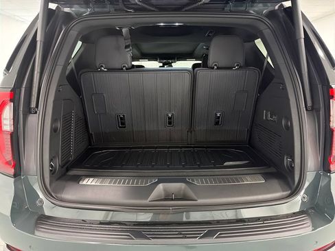 New 2026 GMC Yukon AT4 w/ AT4 Preferred Package AWD/4WD image 8