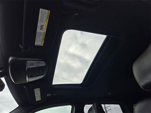 Used 2019 Jeep Grand Cherokee Trailhawk image 7