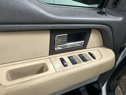 Used 2013 Ford F150 XLT w/ Mid Equipment Group AWD/4WD image 11