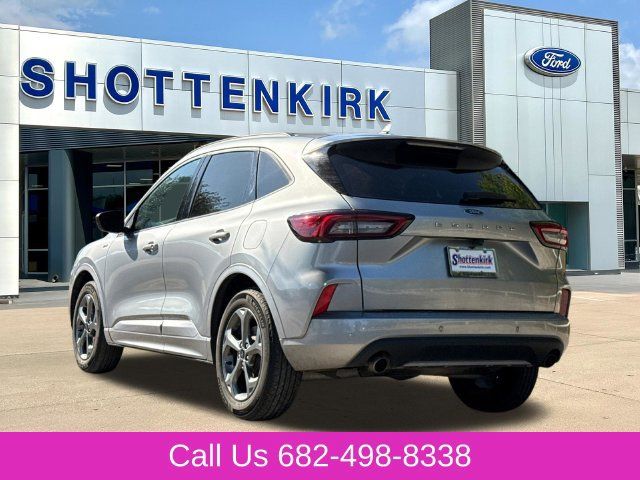 Certified 2024 Ford Escape ST-Line w/ Tech Pack #1 FWD image 7