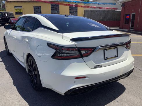 Used 2019 Nissan Maxima SR w/ Premium Package FWD image 5
