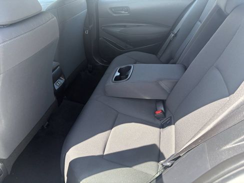 Used 2025 Toyota Corolla LE FWD image 13