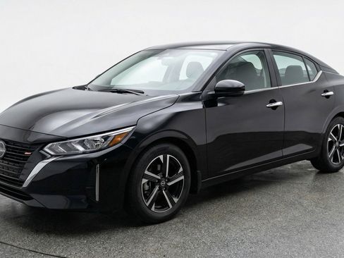 Used 2025 Nissan Sentra SV FWD image 3