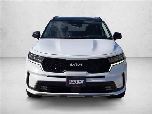 Used 2022 Kia Sorento SX image 2