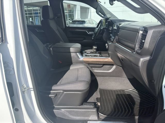 Used 2023 Chevrolet Silverado 1500 RST w/ Z71 Off-Road Package AWD/4WD image 31