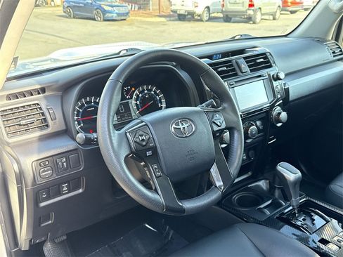 Used 2019 Toyota 4Runner TRD Off-Road Premium image 16