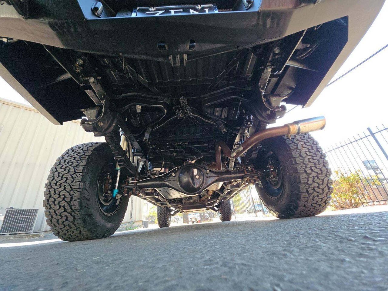 Used 2021 Toyota Tacoma TRD Off-Road w/ Technology Package AWD/4WD image 21