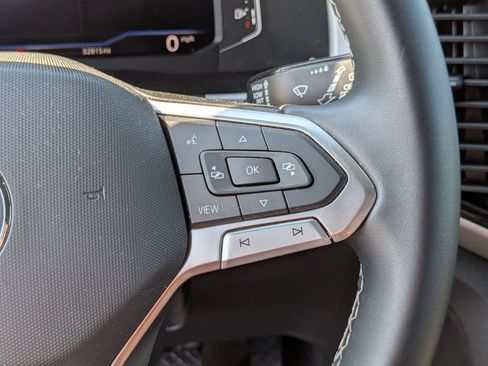 Used 2022 Volkswagen Atlas Cross Sport SE AWD/4WD image 19