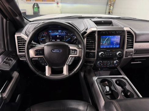 Used 2020 Ford F250 Platinum w/ Tremor Off-Road Package AWD/4WD image 23