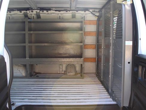 Used 2018 Chevrolet Express 2500 2500 3dr Cargo Van w/ Driver Convenience Package image 14