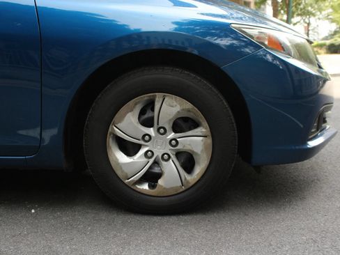 Used 2014 Honda Civic LX image 4