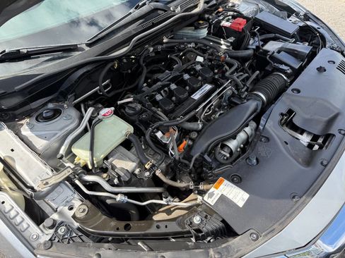 Used 2018 Honda Civic EX-T image 38