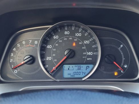 Used 2014 Toyota RAV4 LE image 30