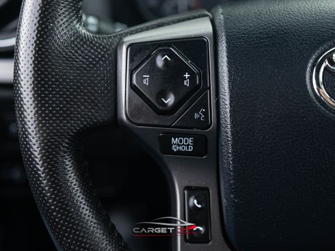 Used 2020 Toyota Tacoma TRD Off-Road image 20