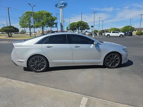 Used 2018 Lincoln MKZ Premiere image 6
