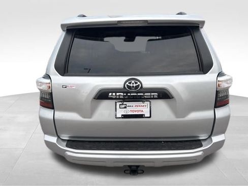 Used 2024 Toyota 4Runner TRD Off-Road Premium AWD/4WD image 4
