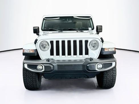 Used 2020 Jeep Wrangler Unlimited Sahara AWD/4WD image 2